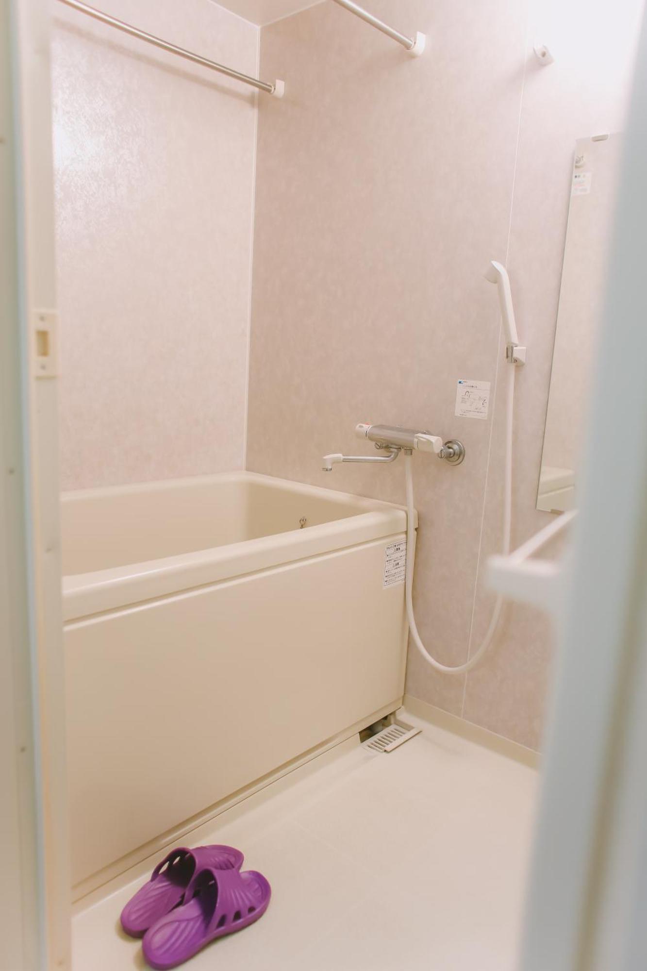 Ikebukuro Center! Ikebukuro 6min Walk! 池袋中心地带! 池袋车站步行6分! 公寓干湿分离! 智能马桶! 高速无限制网路!autolock302 アパート *